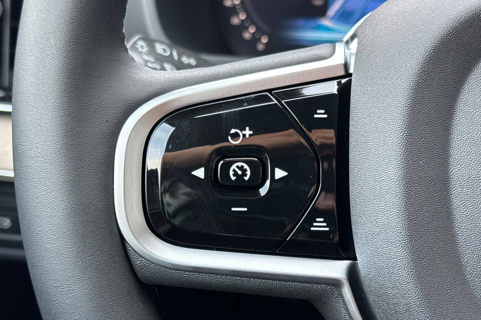 New 2026 Volvo XC90 T8 Ultra w/ Protection Package AWD/4WD image 28