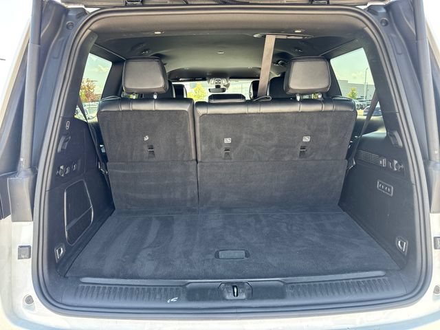 Used 2024 Jeep Wagoneer Series III AWD/4WD image 6