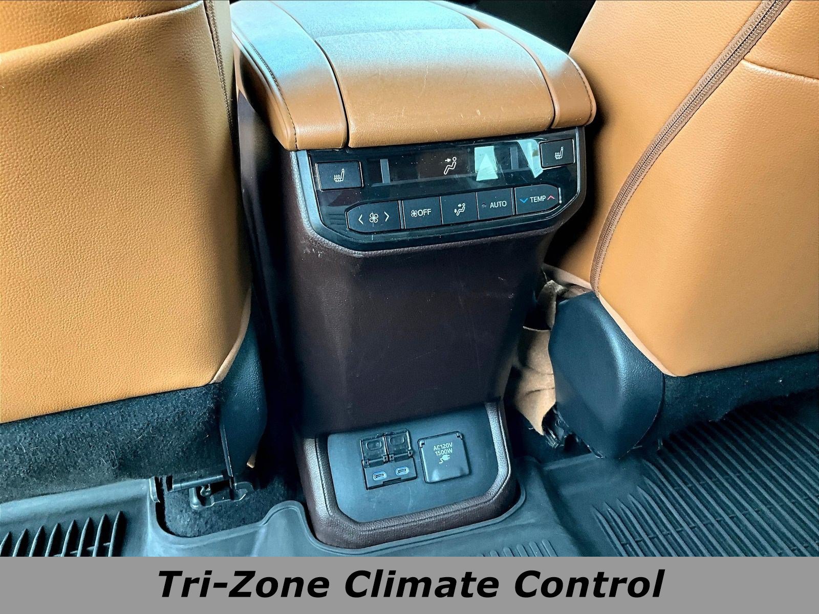 Used 2022 Toyota Highlander Platinum FWD image 10