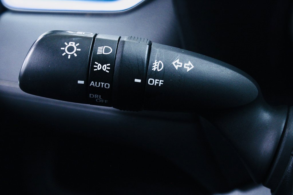 Used 2021 Toyota RAV4 XLE image 15