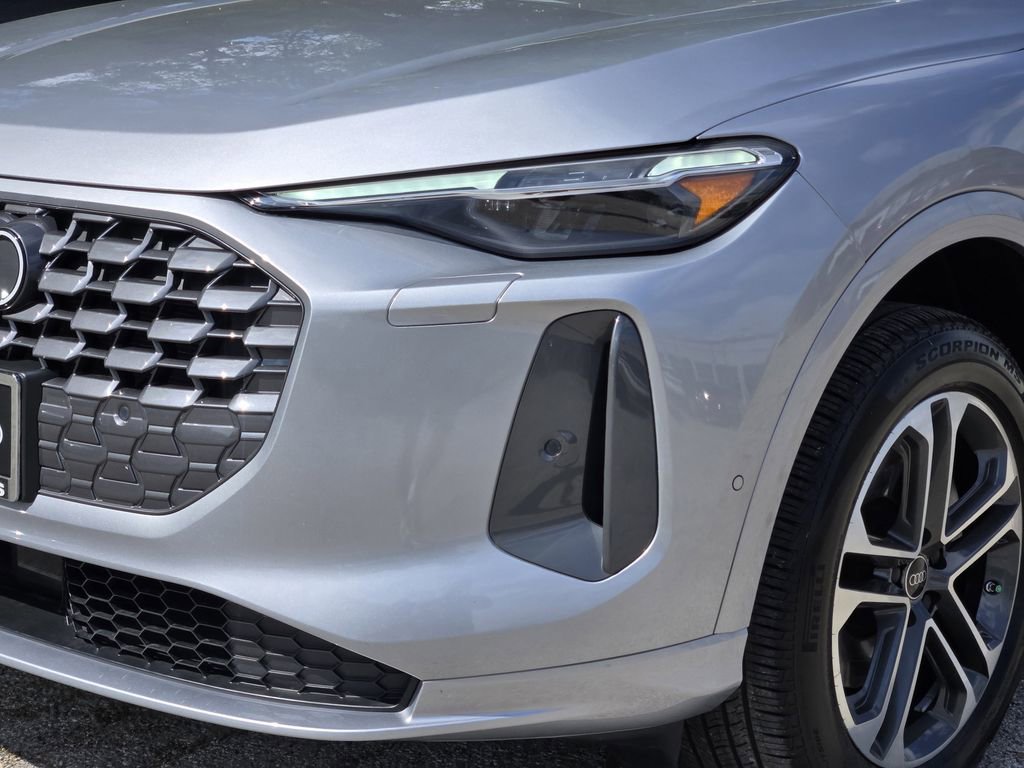 Certified 2025 Audi Q5 Premium Plus w/ Premium Plus image 12