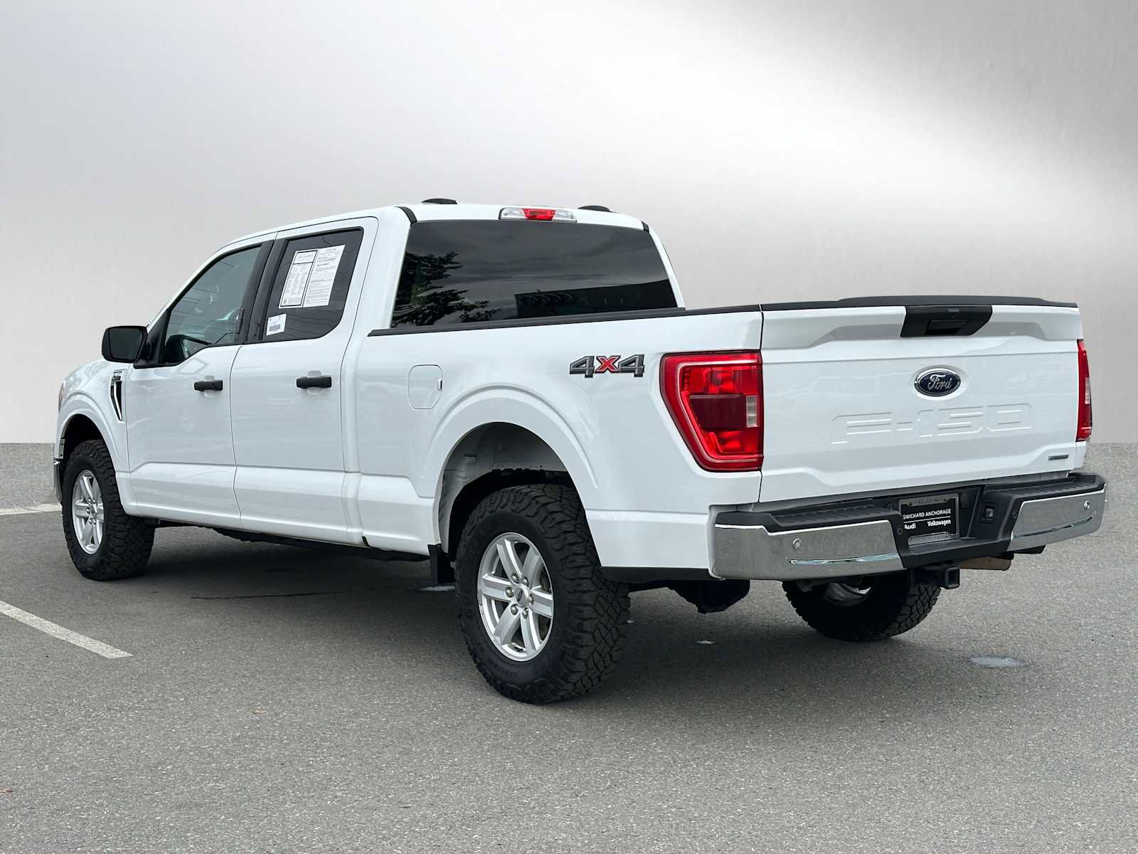 Used 2022 Ford F150 XLT w/ Equipment Group 301A Mid image 5