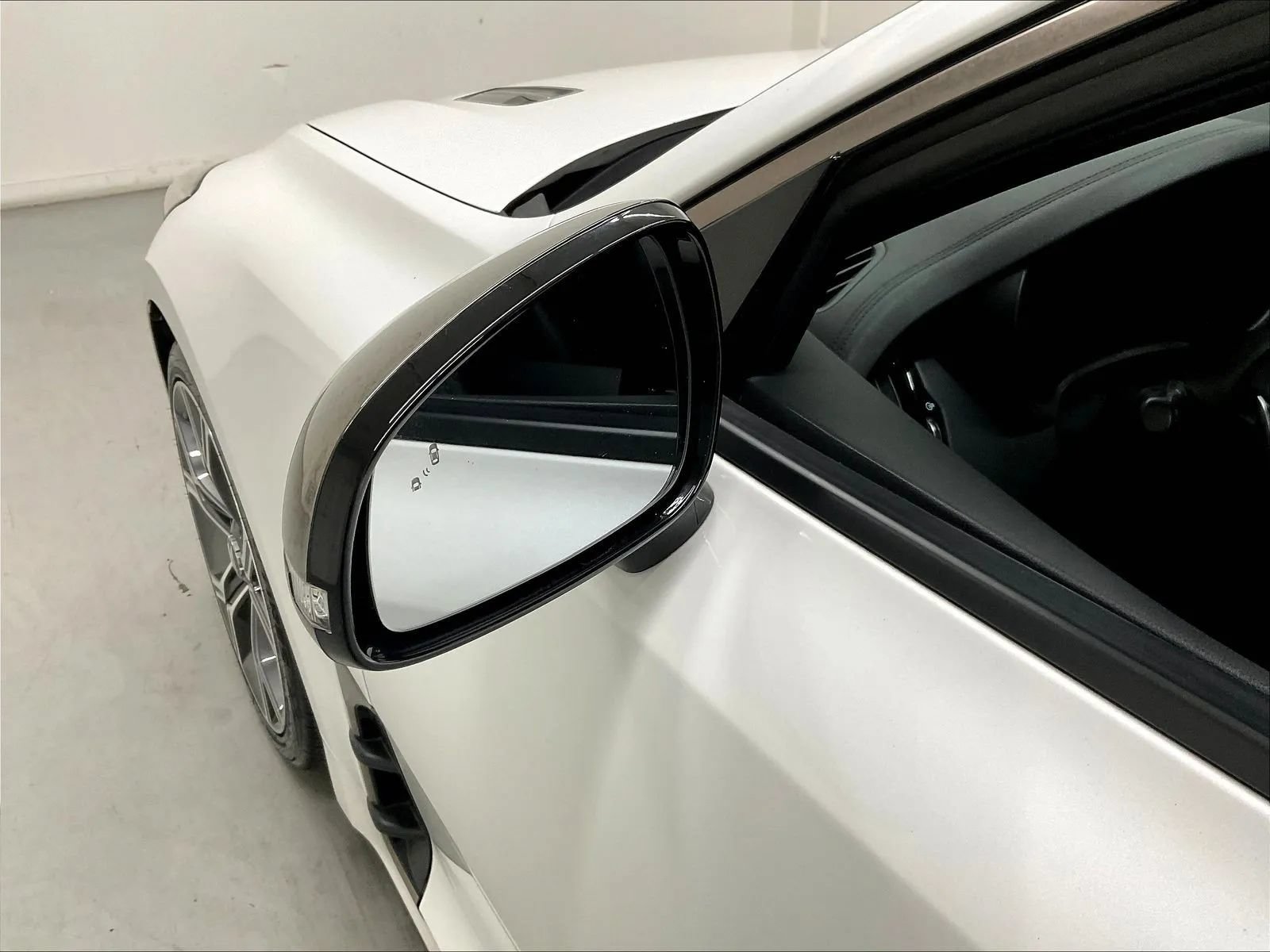 Used 2019 Kia Stinger GT RWD image 35