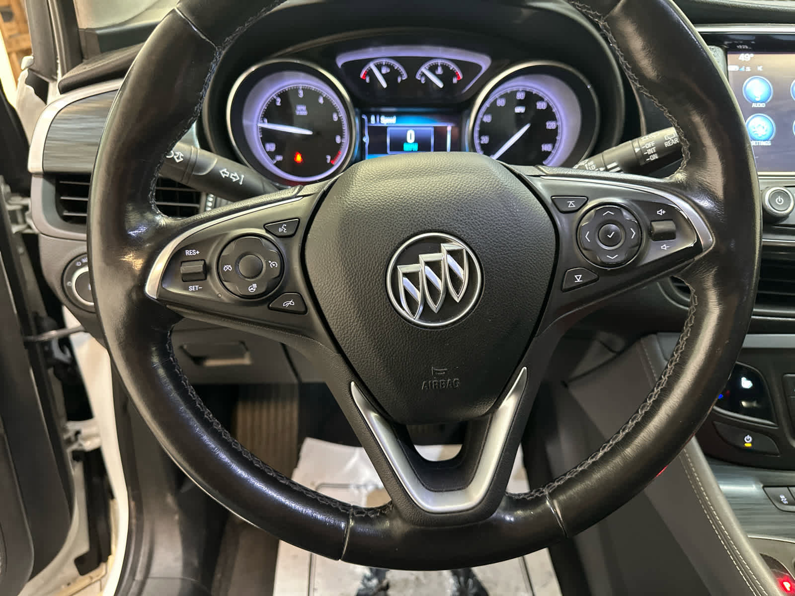 Used 2020 Buick Envision Essence FWD image 12