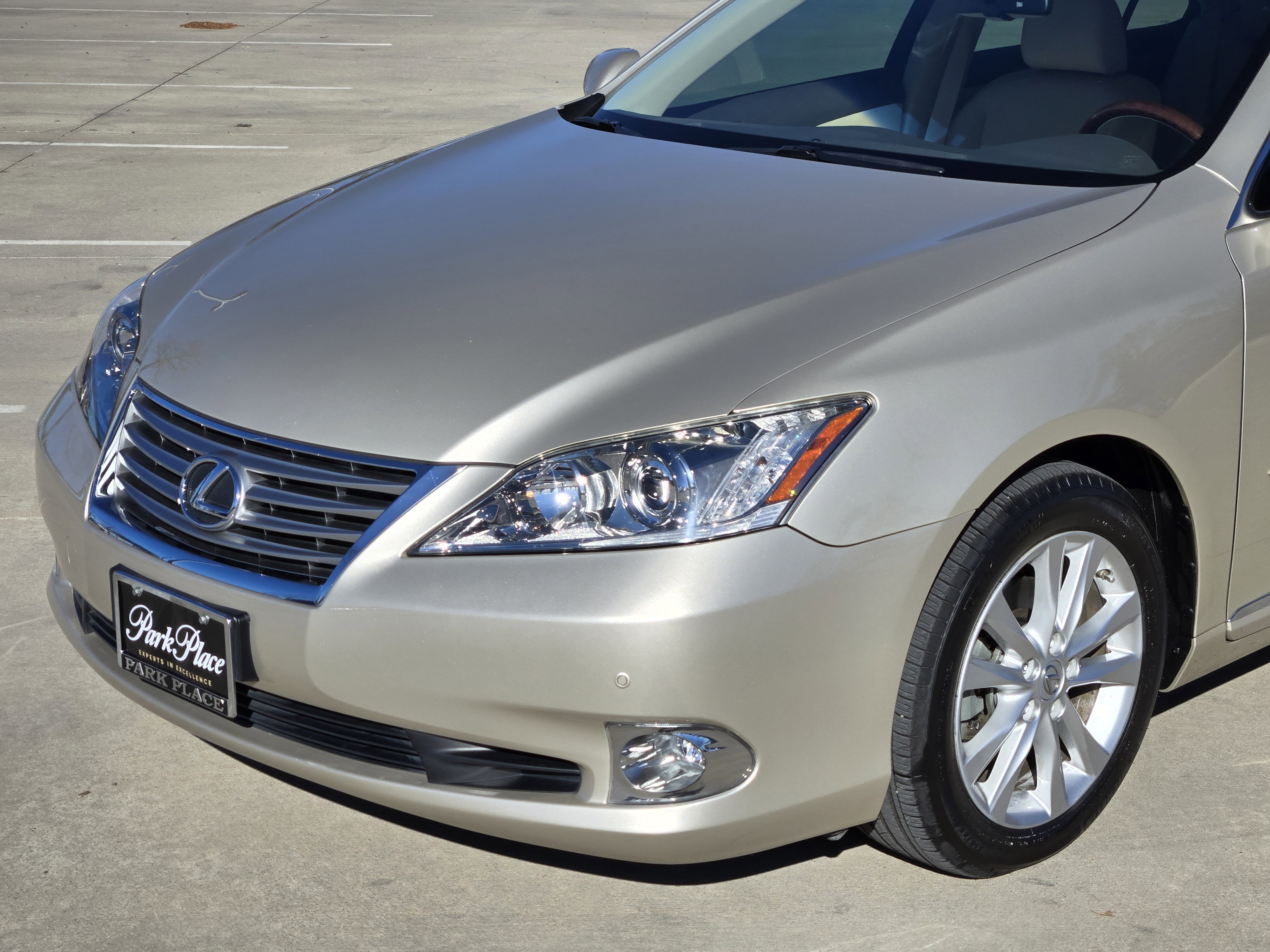 Used 2011 Lexus ES 350 image 8