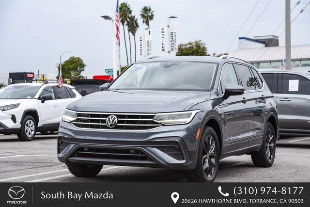 Used 2024 Volkswagen Tiguan SE image 3