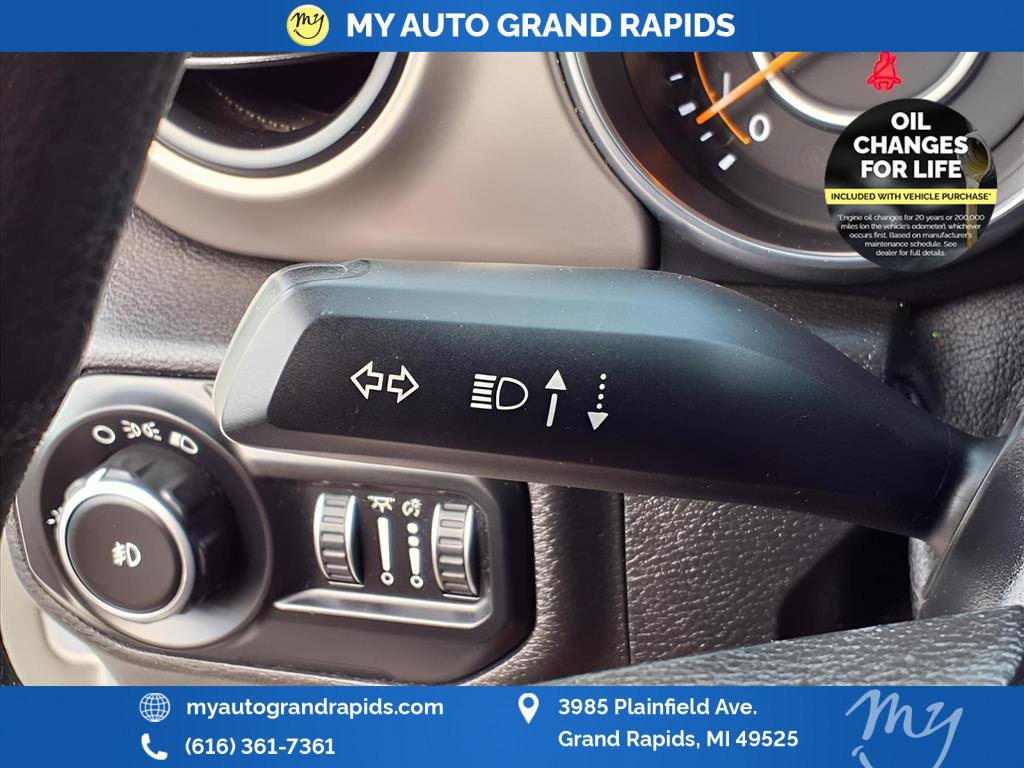Used 2020 Jeep Wrangler Sport image 26