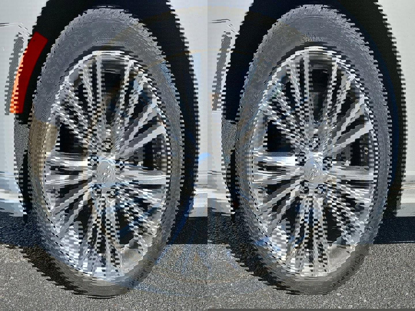 Used 2023 Cadillac CT4 Premium Luxury image 4