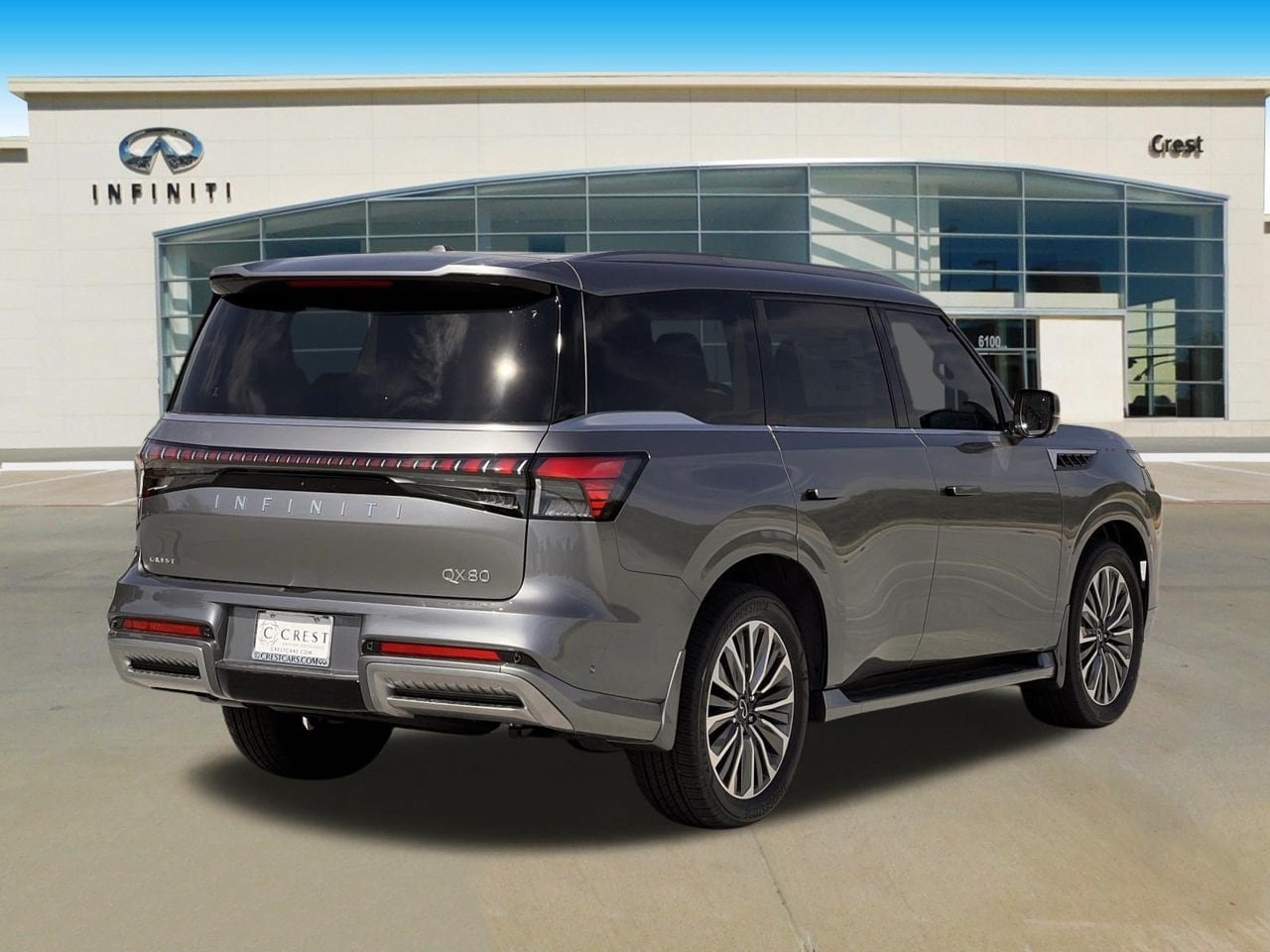 New 2027 INFINITI QX80 Luxe RWD image 3