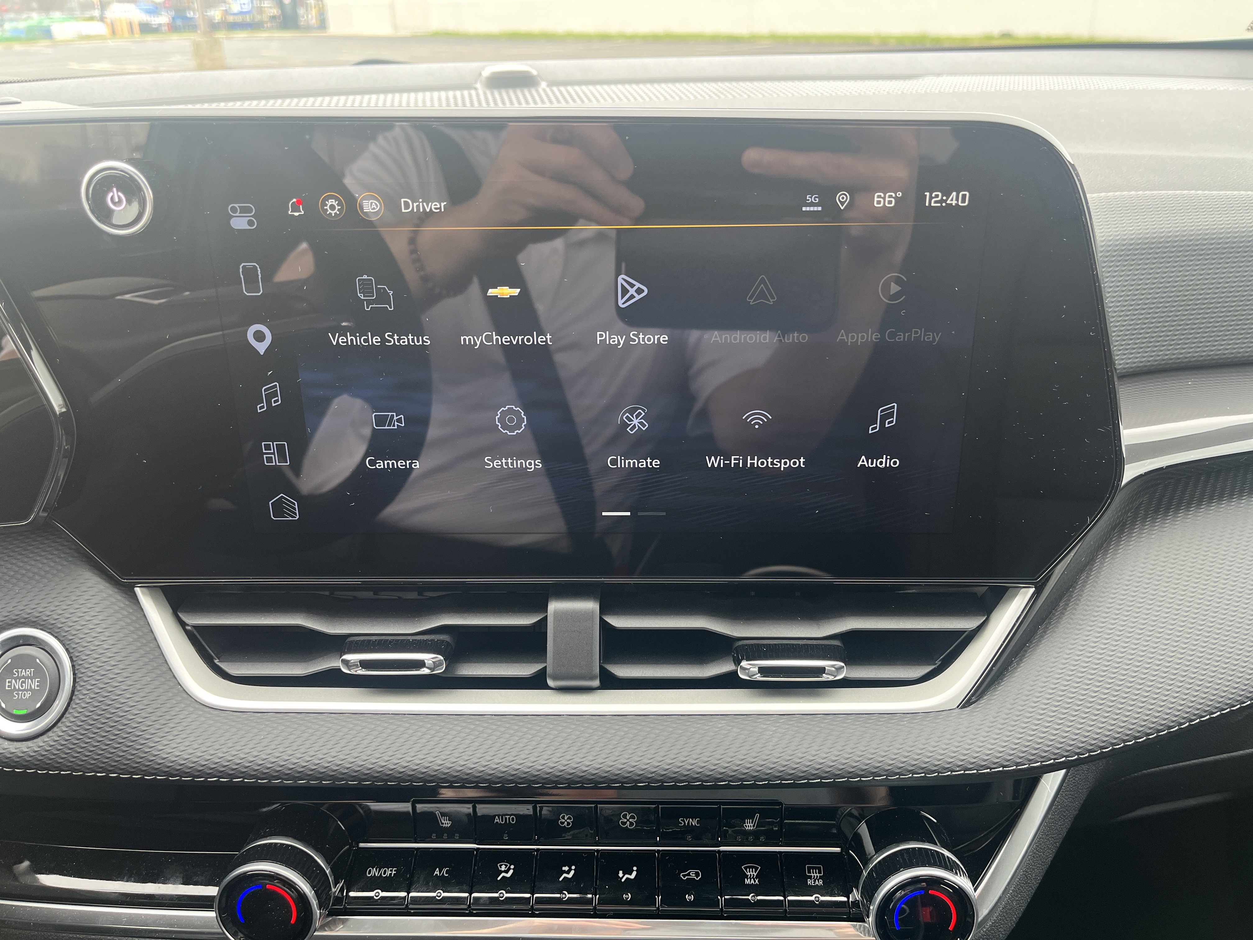 Used 2026 Chevrolet Equinox LT w/ Convenience Package II image 23