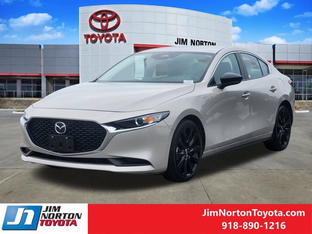 Used 2024 MAZDA MAZDA3 s FWD image 3