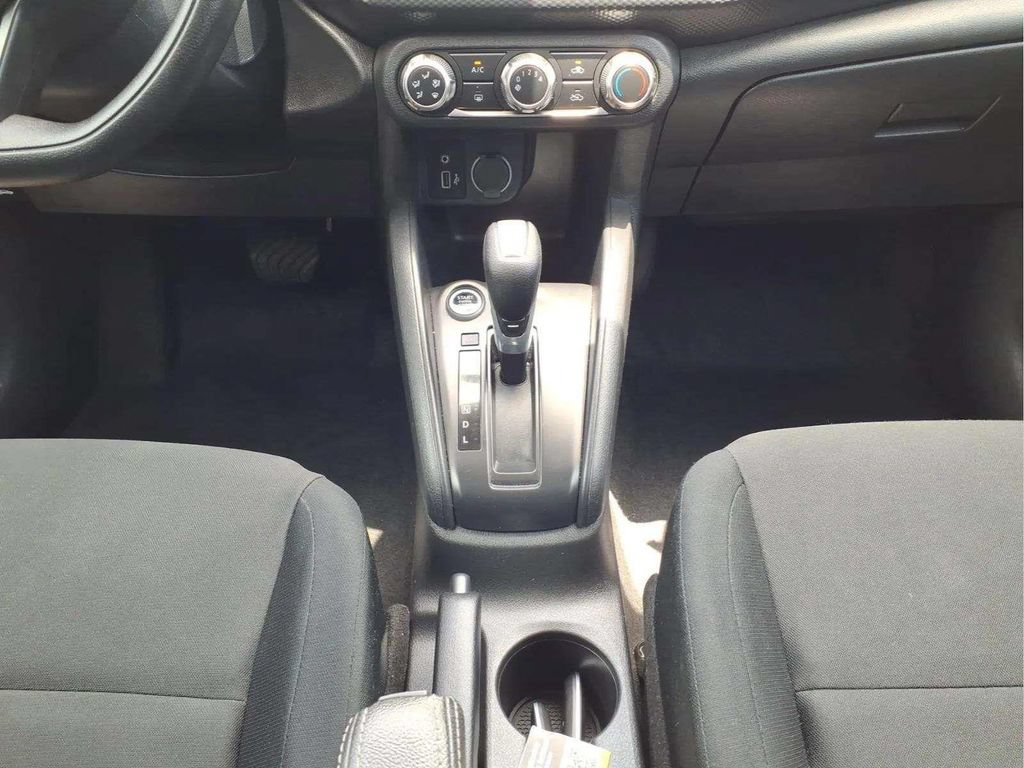 Used 2024 Nissan Kicks S FWD image 13