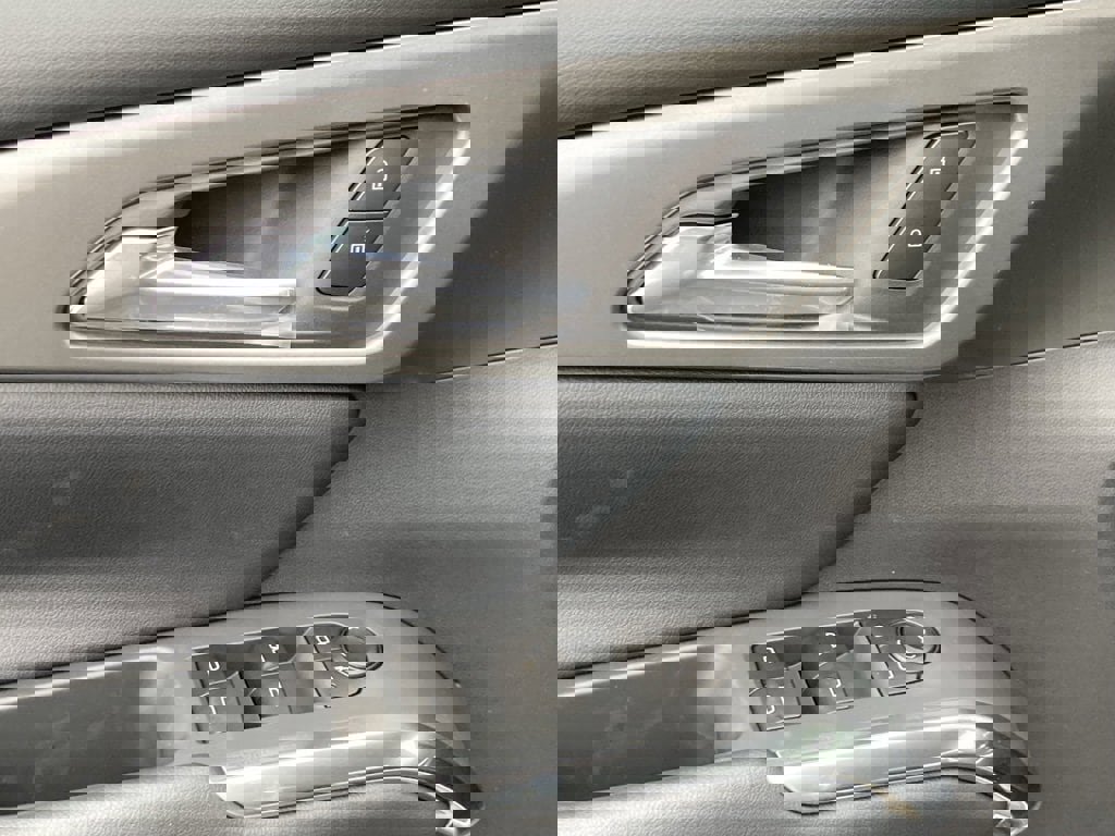 New 2026 Chevrolet Traverse LT w/ Driver Confidence Package image 20