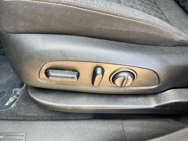 Certified 2023 Chevrolet Equinox LT FWD image 12