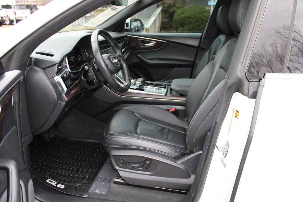 Used 2019 Audi Q8 Premium image 12