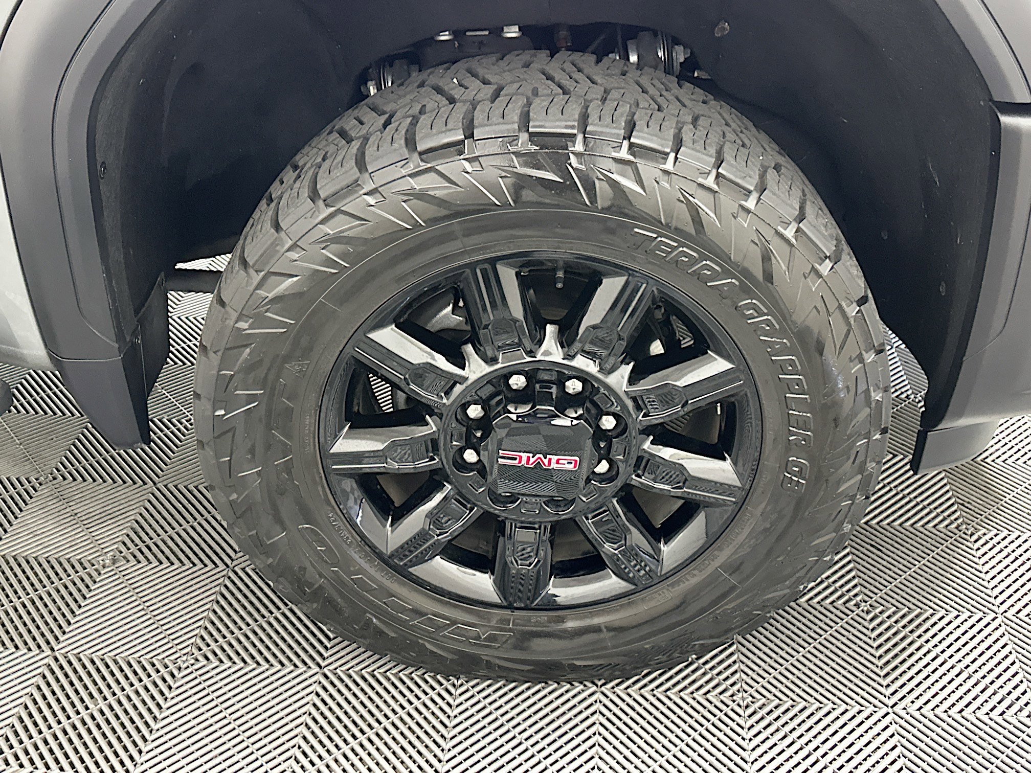 Used 2024 GMC Sierra 2500 AT4 w/ AT4 Premium Plus Package image 11