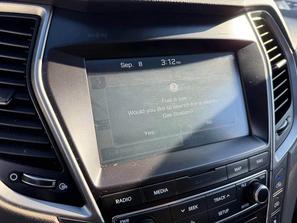 Used 2019 Hyundai Santa Fe XL AWD/4WD image 26