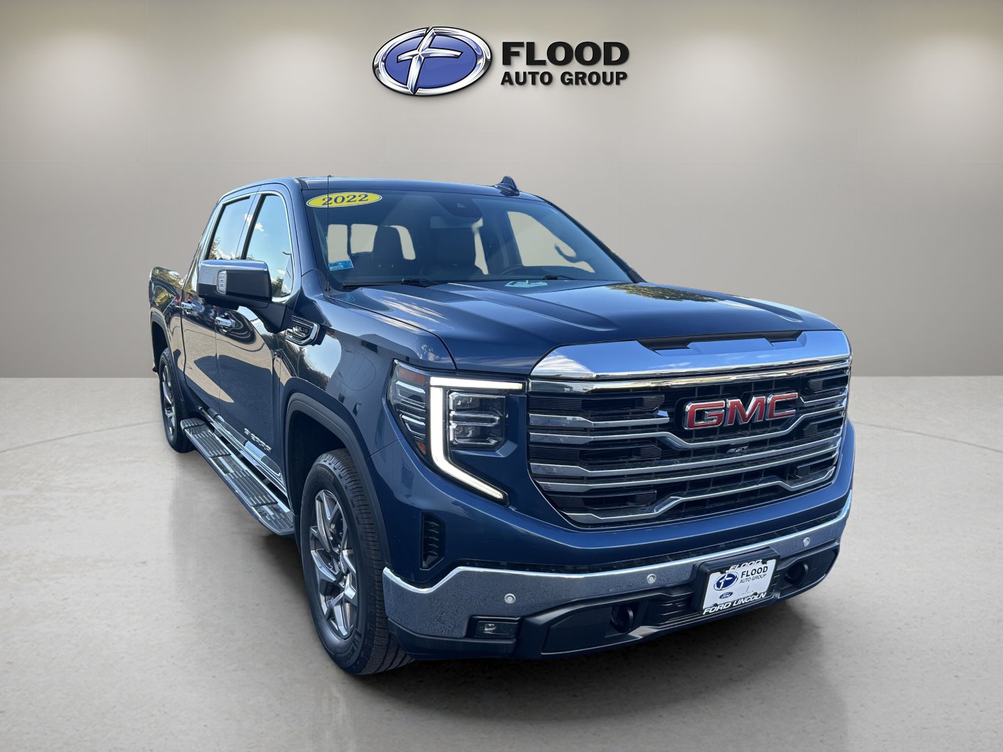 Used 2022 GMC Sierra 1500 SLT w/ SLT Premium Plus Package