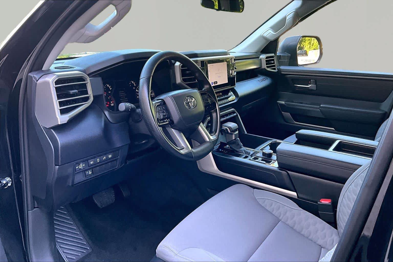 Used 2024 Toyota Tundra SR5 AWD/4WD image 18
