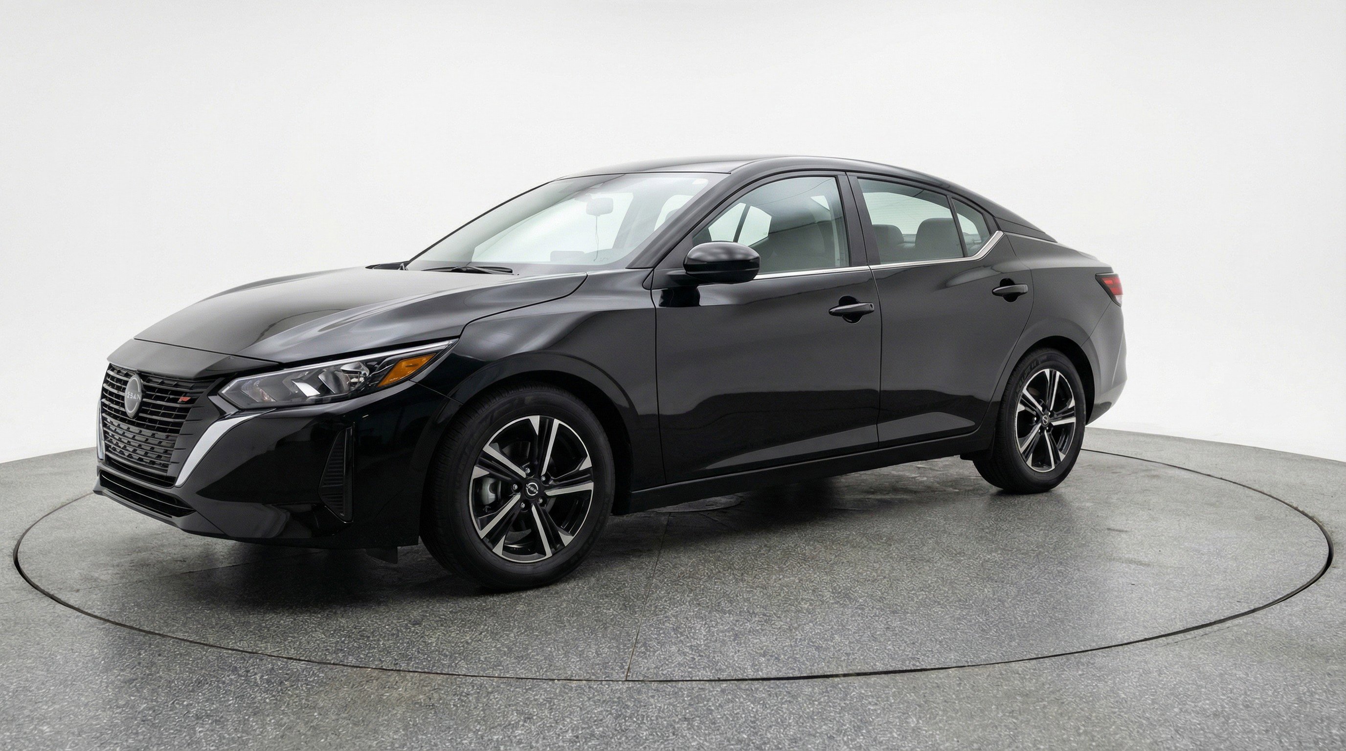 Used 2025 Nissan Sentra SV image 3