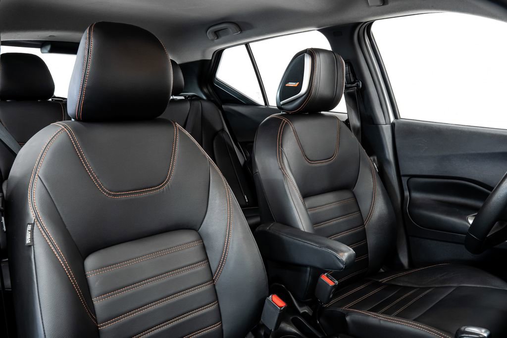 Used 2020 Nissan Kicks SR w/ SR Premium Package image 33