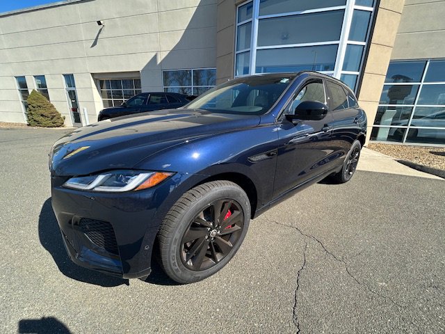 New 2025 Jaguar F-PACE R-Dynamic S image 2