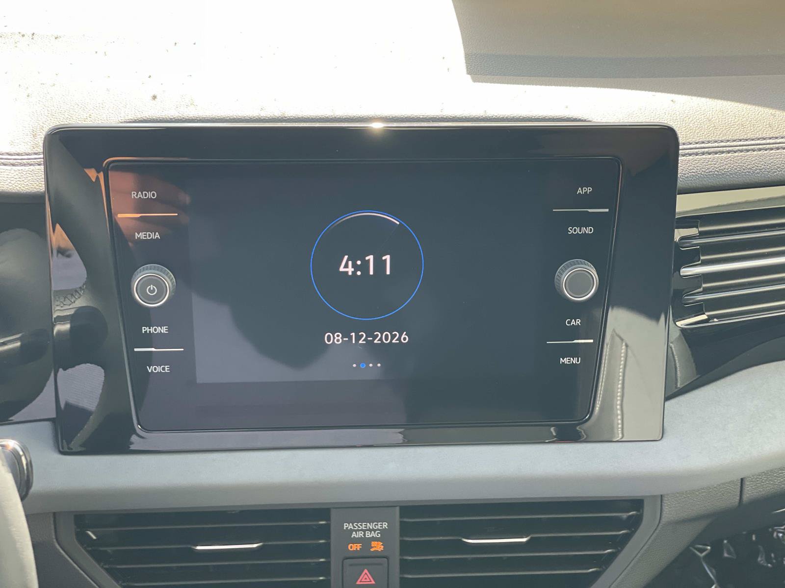 New 2026 Volkswagen Jetta SE FWD image 11