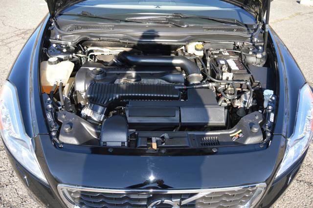 Used 2011 Volvo C70 T5 w/ Convenience Pkg image 39