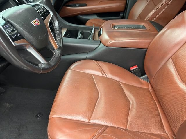 Used 2019 Cadillac Escalade ESV Luxury AWD/4WD image 9