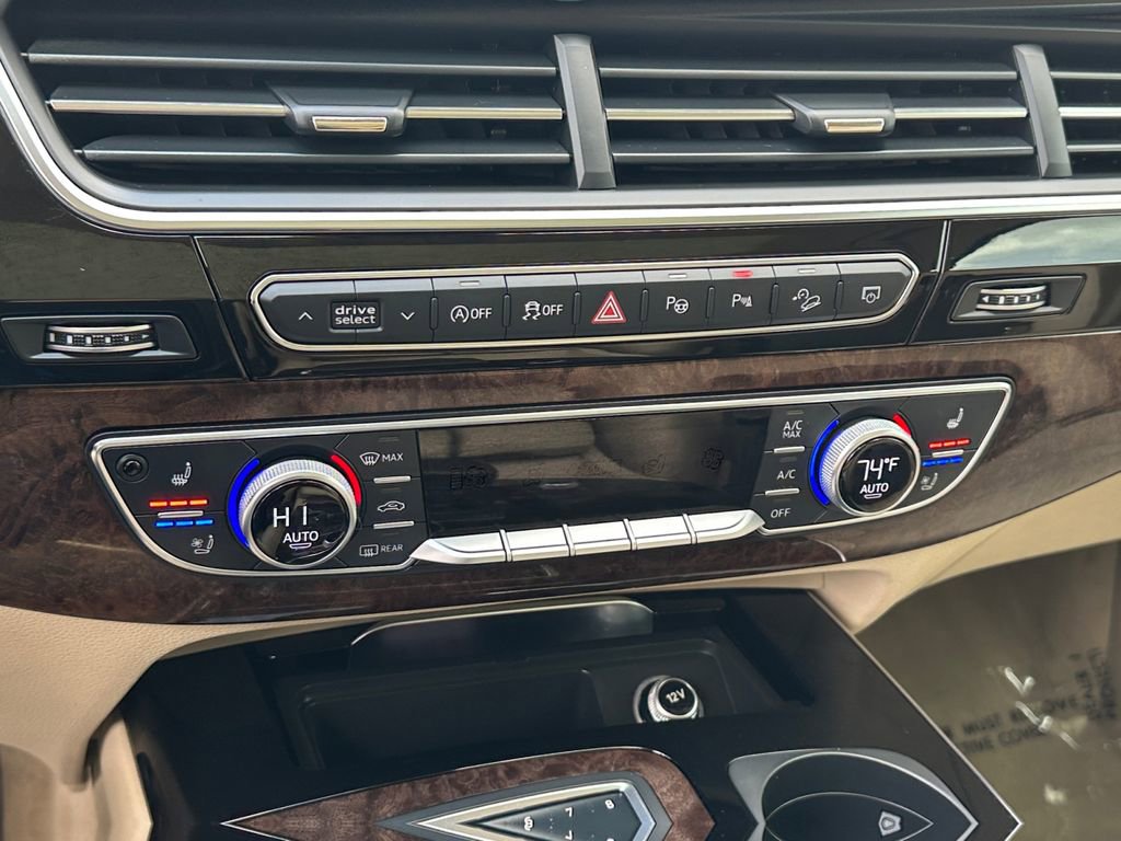 Used 2019 Audi Q7 3.0T Premium Plus w/ Premium Plus Package AWD/4WD image 21