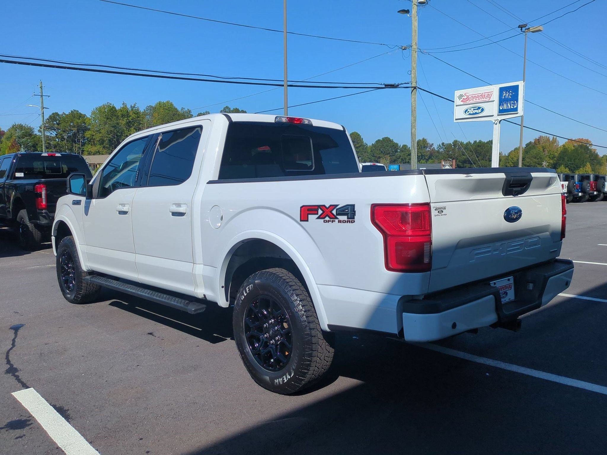Used 2020 Ford F150 XLT w/ Equipment Group 302A Luxury AWD/4WD image 9
