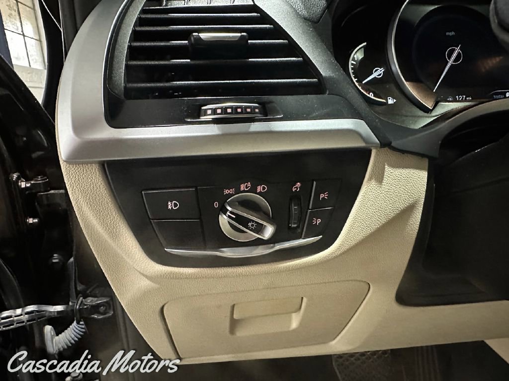 Used 2018 BMW X3 xDrive30i image 40