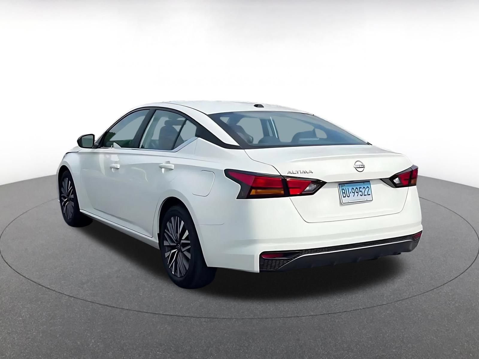 Used 2026 Nissan Altima 2.5 SV FWD image 11