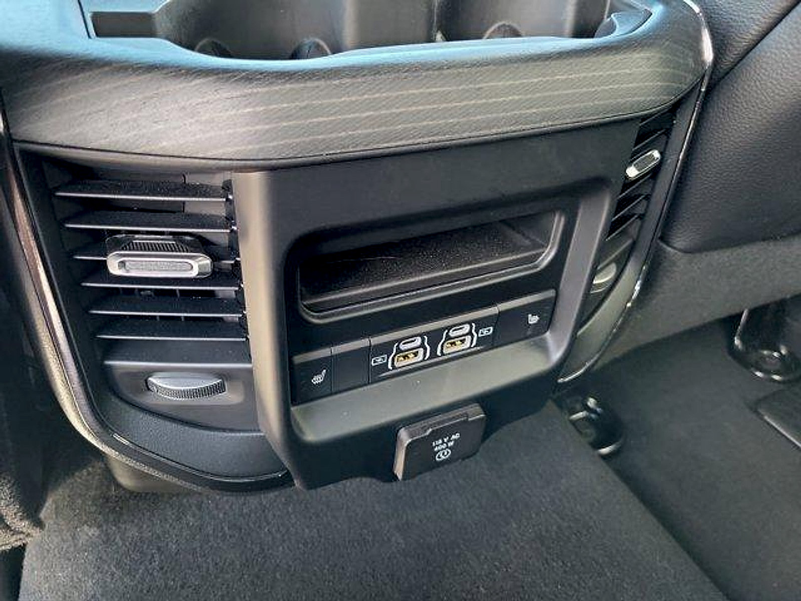 Certified 2024 RAM 2500 Limited AWD/4WD image 18