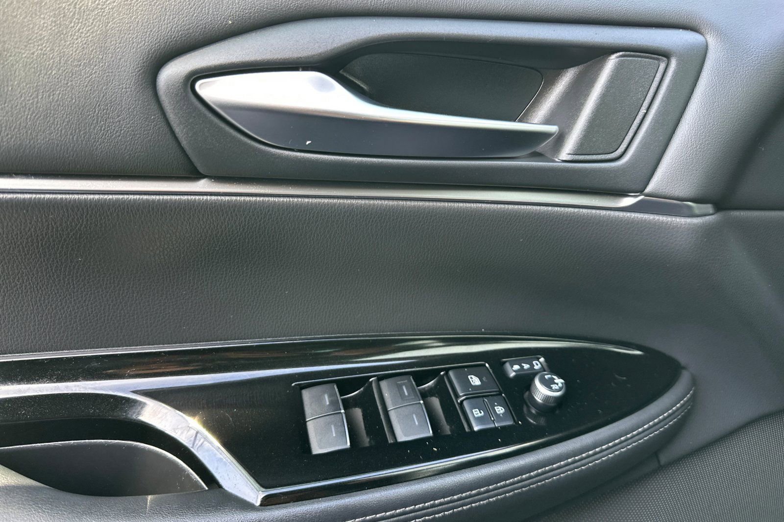 Used 2021 Toyota Mirai XLE w/ Advanced Technology Package RWD image 11