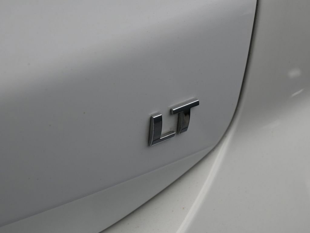 Used 2023 Chevrolet Equinox LT image 37