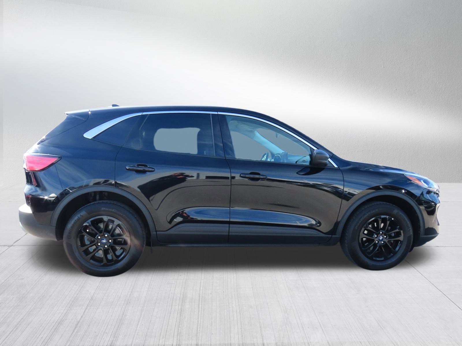 Used 2022 Ford Escape SE w/ Convenience Package image 8