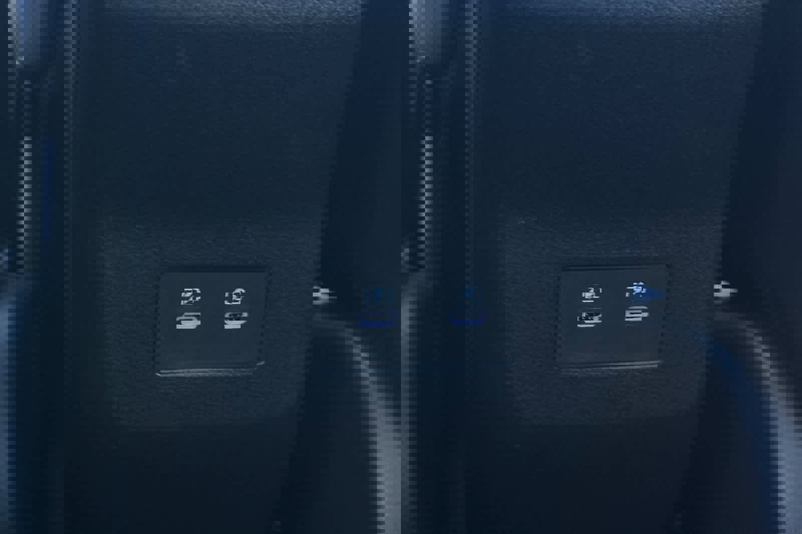 New 2026 Nissan Kicks SR image 15