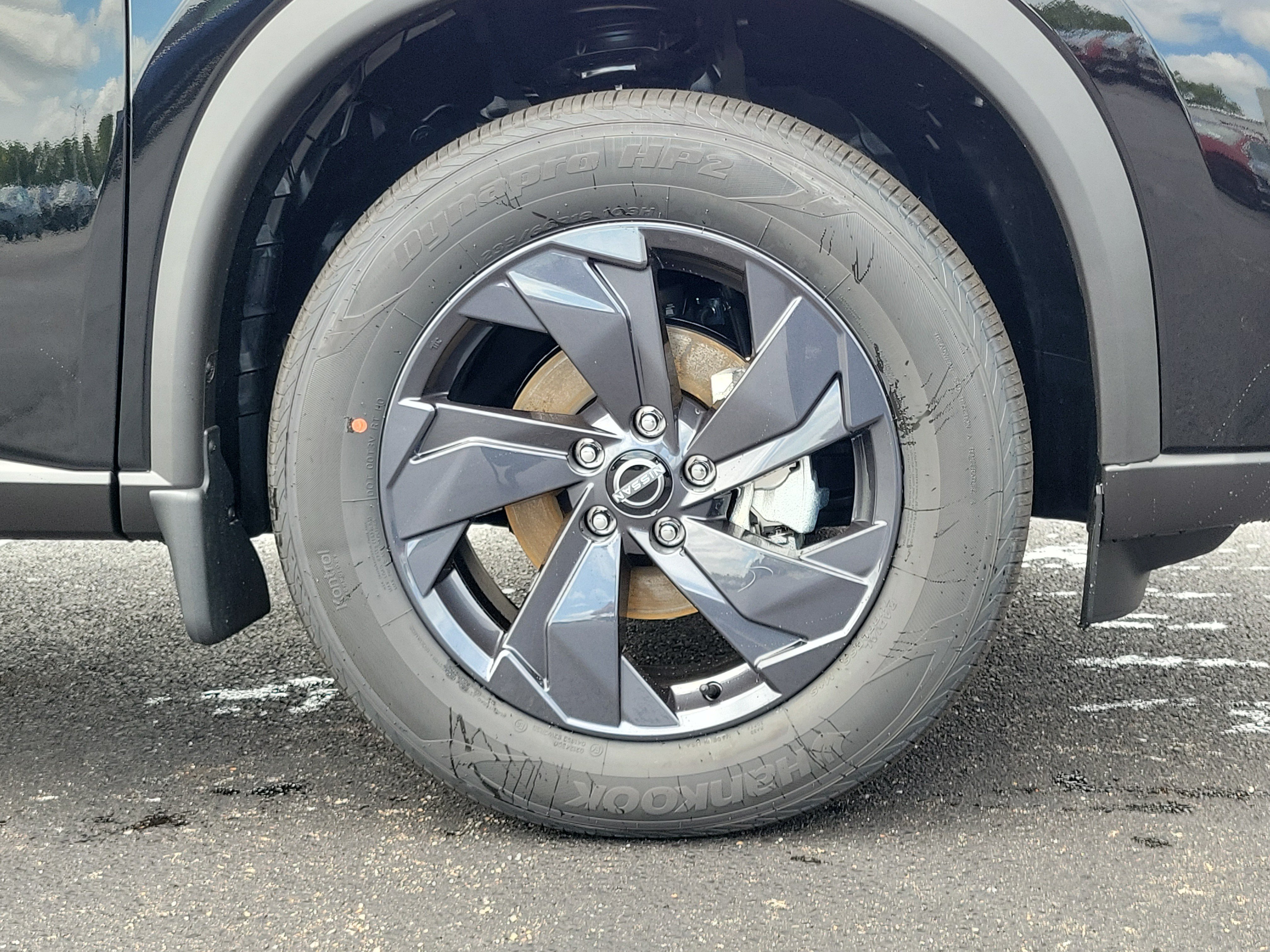 New 2026 Nissan Rogue SV w/ Cold Weather Package AWD/4WD image 5