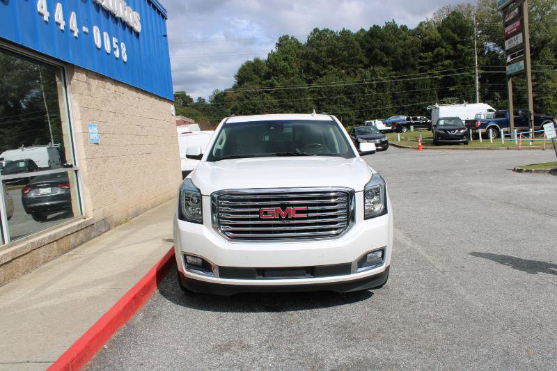 Used 2017 GMC Yukon SLT w/ Premium Edition image 2