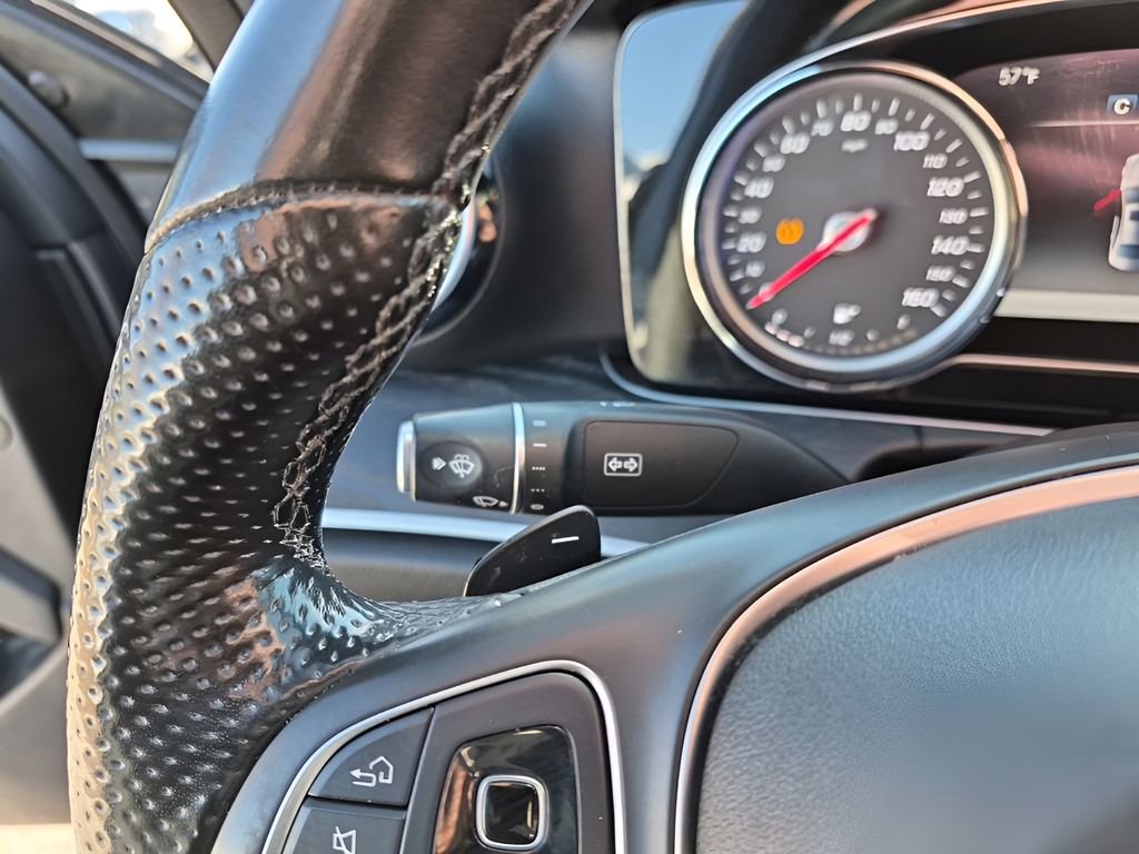 Used 2018 Mercedes-Benz E 300 image 35