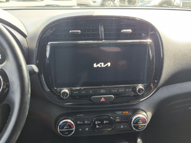 Used 2025 Kia Soul EX FWD image 14