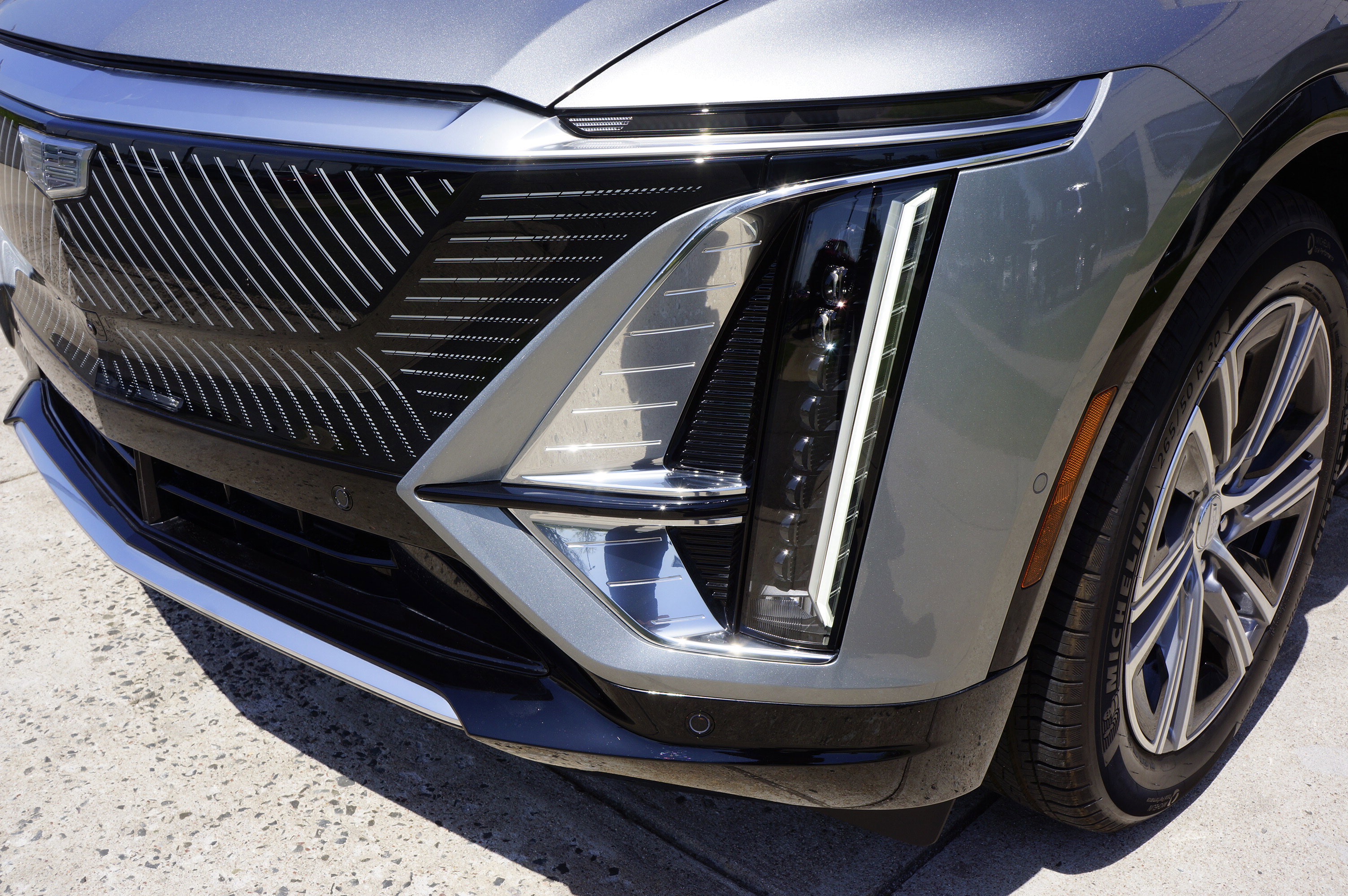 Used 2024 Cadillac Lyriq Tech image 16