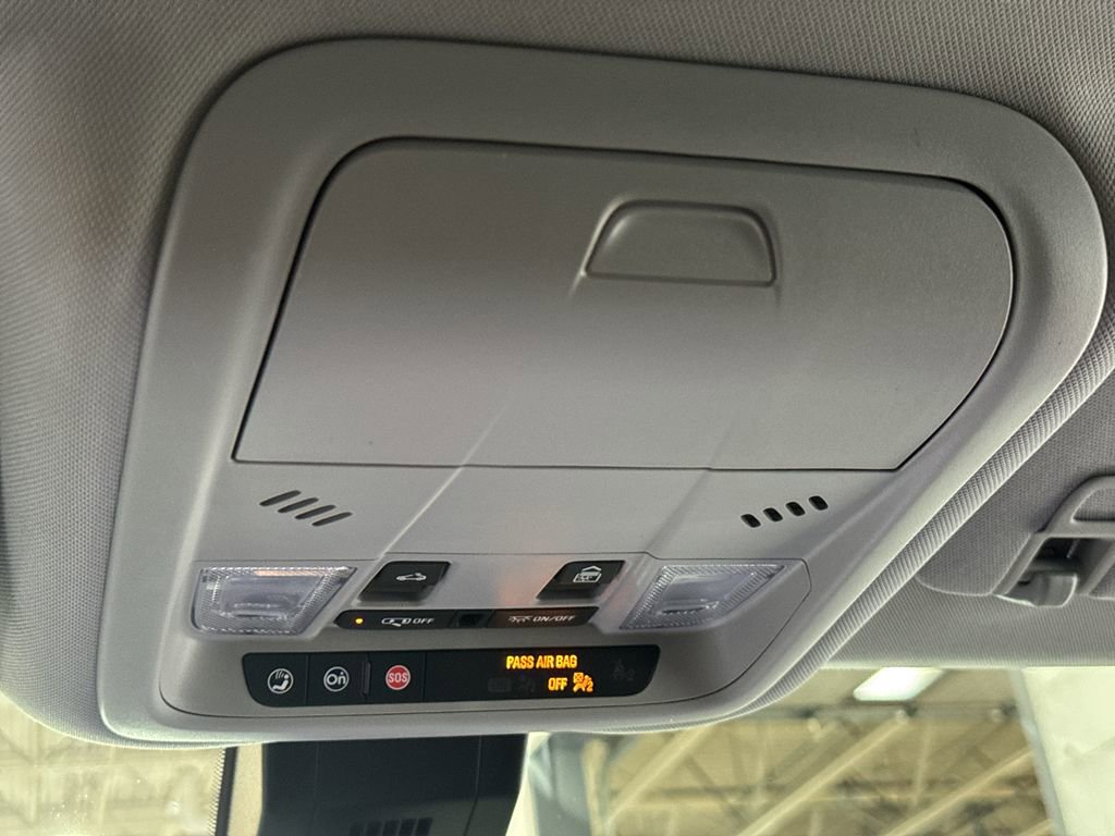 Used 2022 Chevrolet Equinox LT image 35