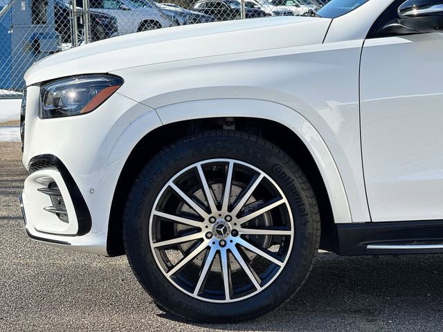 Used 2025 Mercedes-Benz GLS 580 4MATIC image 24