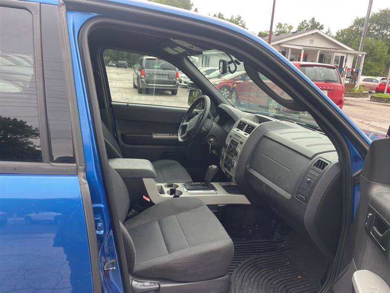 Used 2011 Ford Escape XLT FWD image 13