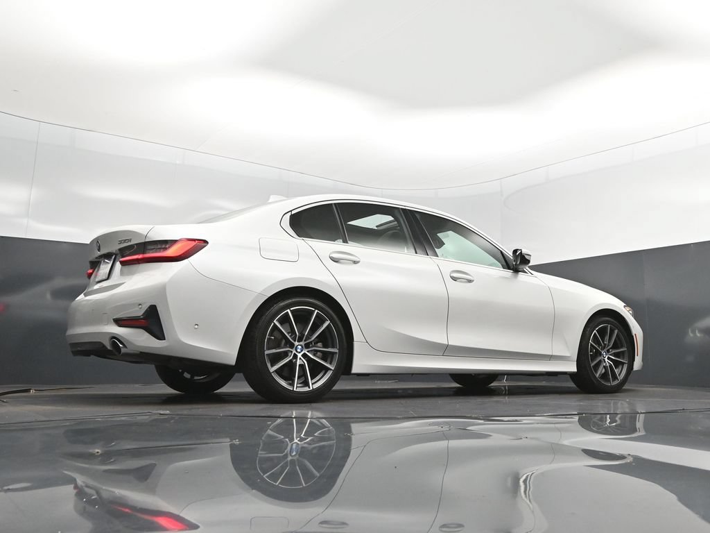 Used 2020 BMW 330i Sedan w/ Executive Package RWD image 42