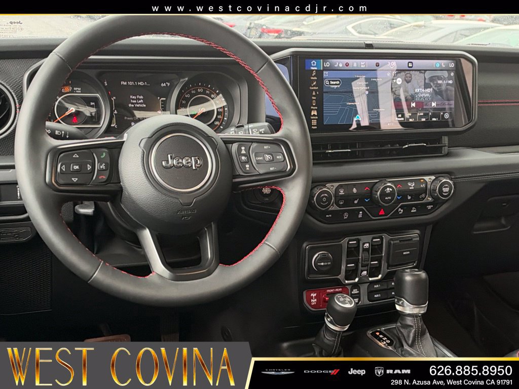 Used 2024 Jeep Wrangler Unlimited Rubicon AWD/4WD image 22