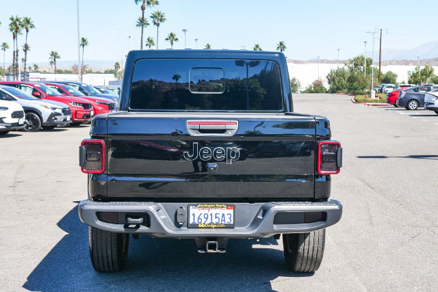 Used 2020 Jeep Gladiator Overland w/ Popular Equipment Package AWD/4WD image 6