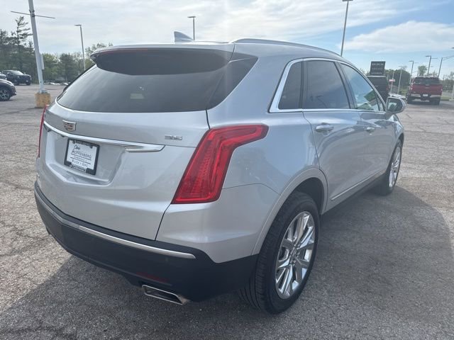 Used 2017 Cadillac XT5 Luxury w/ Driver Awareness Package image 15